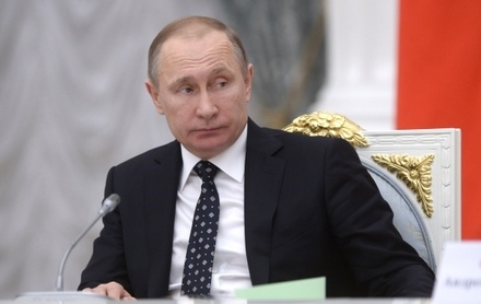 Путин поручил правительству составить список претендентов на приватизацию