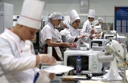 В России выросло число желающих освоить рабочую профессию