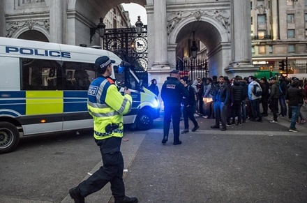 Власти Лондона вводят повышенные меры безопасности