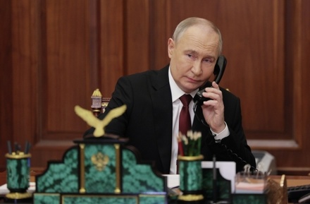 Владимир Путин провёл телефонную беседу с Николом Пашиняном