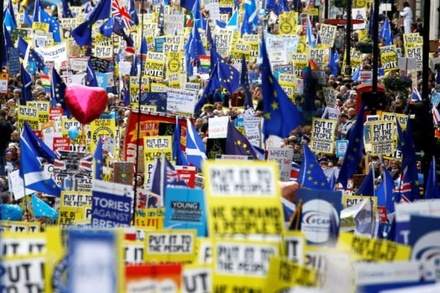 Организаторы марша за второй референдум о Brexit насчитали более 1 млн участников