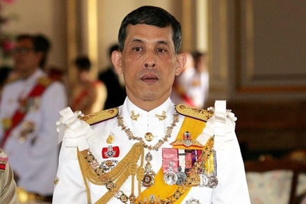 Парламент Таиланда пригласил принца Маха Ватчиралонгкона взойти на престол
