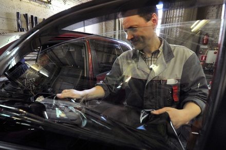 В Госдуме предложили отменить штрафы за тонировку стёкол авто