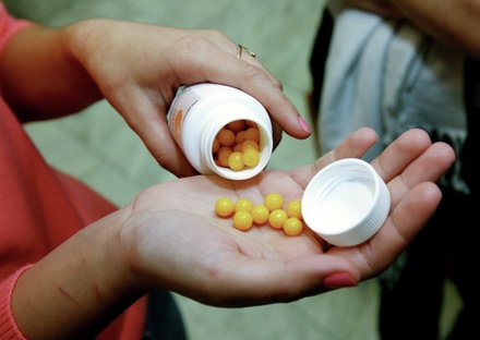 Гематолог Мисюрина: чрезмерное употребление витаминов может привести к развитию опухолей