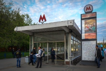 Южный вестибюль станции метро «Каховская» закроют на неделю