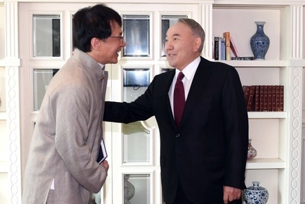 Нурсултан Назарбаев обсудил с Джеки Чаном возможные совместные кинопроекты
