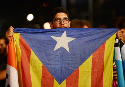 Житель Каталонии рассказал, что проголосовал шесть раз на вчерашнем референдуме