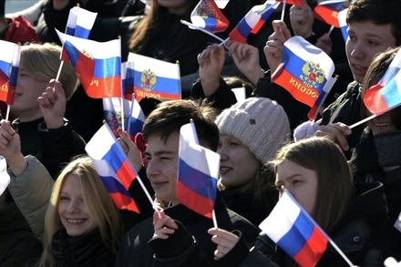 В ОП РФ объяснили рост уровня патриотизма в России системной работой с молодёжью