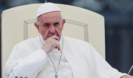 Папа Римский Франциск извинился за грубость в отношении паломницы