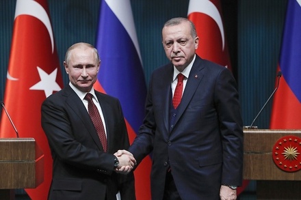 Путин поздравил Эрдогана с переизбранием на пост президента Турции