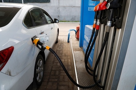 В России за неделю бензин подорожал в среднем на 80 копеек