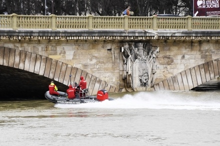 Четырём департаментам Франции грозят серьёзные наводнения