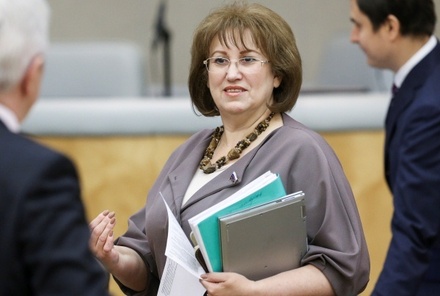Депутат Госдумы пожаловалась на маленькую зарплату