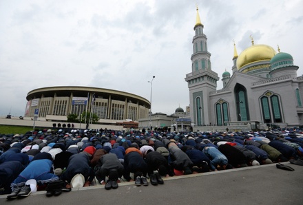 Вблизи московских мечетей сегодня ограничено движение из-за Ураза-байрама