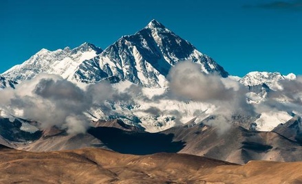 Власти Индии решили измерить высоту Эвереста после землетрясения в Непале