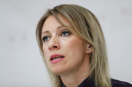 Мария Захарова ответила на слова Макфола о необходимости «обуздать Россию»
