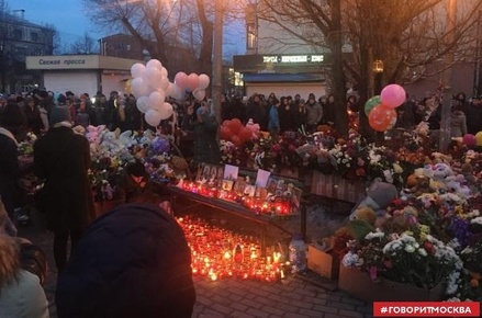 Источник в МЧС подтвердил, что с родственников жертв пожара в Кемерове берут подписку о неразглашении