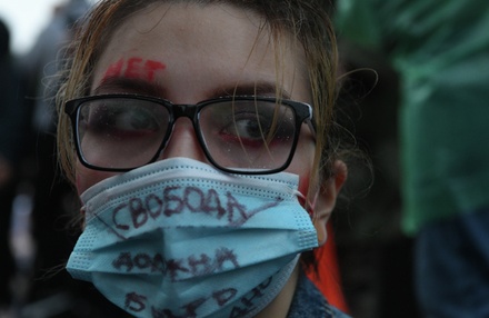 ВЦИОМ констатировал согласие россиян поступаться свободой в условиях пандемии