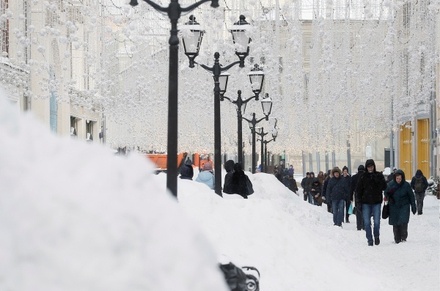 Власти Москвы предрекли мощный снегопад 8 марта