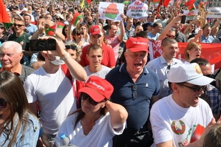 Митингующий в поддержку президента Белоруссии: я хотел попасть на такое мероприятие всегда