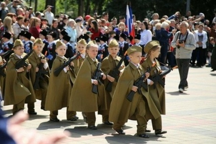 Власти Пятигорска устроили  «парад дошкольных войск»