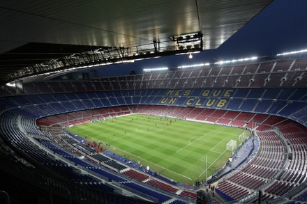 В офисе футбольного клуба «Барселона» прошли обыски