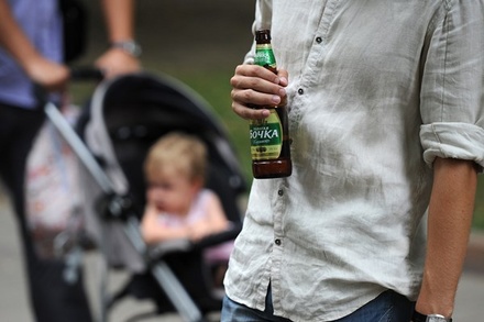 В Госдуму внесён законопроект о запрете продажи алкоголя лицам младше 21 года