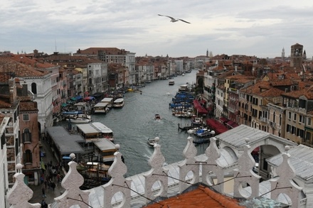 Власти Италии намерены закрыть Милан и Венецию из-за коронавируса