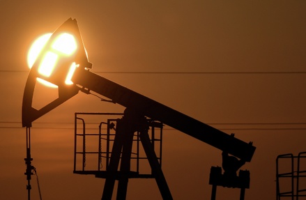 В ОАЭ прогнозируют беспрецедентный мировой кризис при отказе от нефти и газа из РФ
