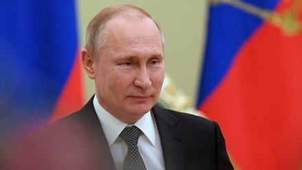 Путин призвал чиновников «быть частью общества» и «не бронзоветь»