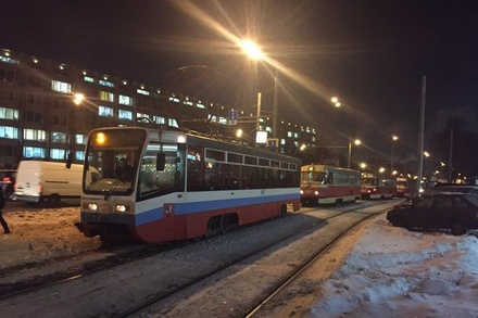 В движении трамваев на юге Москвы произошёл сбой