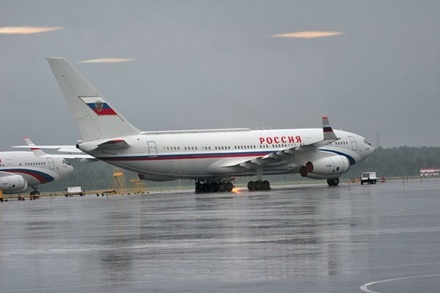 Самолёт с высланными российскими дипломатами вылетел из Вашингтона