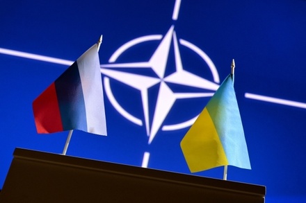 Военный эксперт объяснил решение НАТО создать постоянную структуру для поставок оружия Киеву