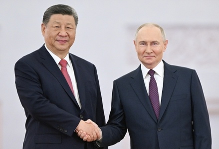 В Кремле начались переговоры Владимира Путина и Си Цзиньпина