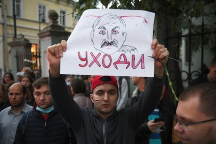 В Совфеде объяснили протесты в Белоруссии усталостью людей от Александра Лукашенко