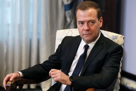 Медведев 30 ноября в прямом эфире ответит на вопросы журналистов