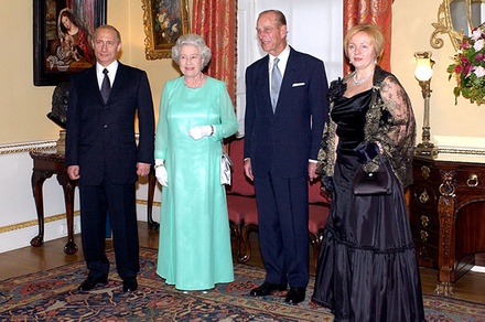 Владимир Путин выразил соболезнования Елизавете II в связи со смертью принца Филиппа