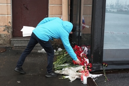 СК переквалифицировал дело о взрыве в кафе Санкт-Петербурга на теракт