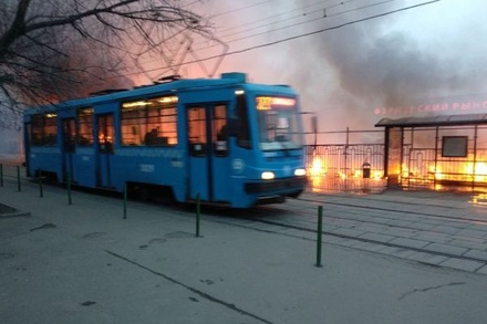 В Москве потушили пожар на Коптевском рынке
