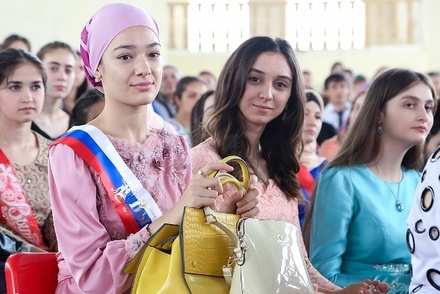 В школах Ингушетии отменили выпускные балы из-за Рамадана