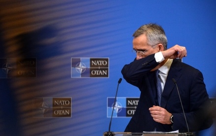 В НАТО призвали снять ограничения на удары Украины западным оружием по России