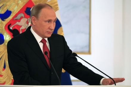 Владимир Путин распорядился представить к наградам погибших в Сирии медиков