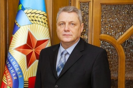 Премьер-министр ЛНР покинул республику «в целях безопасности»