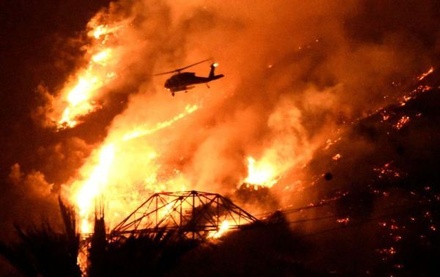 Лесной пожар уничтожил город в США
