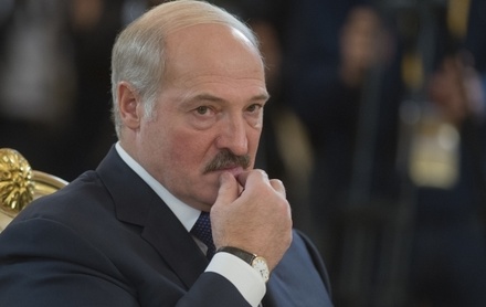 Александр Лукашенко заявил о необходимости укреплять границу с Украиной