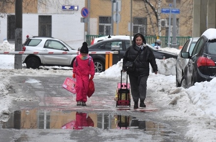 Синоптики пообещали москвичам мрачную и дождливую погоду на Крещение