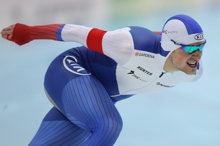Конькобежец Юсков установил мировой рекорд на дистанции 1500 м