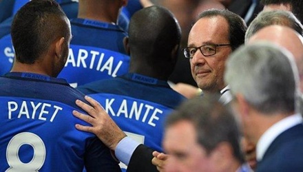 Франсуа Олланд посоветовал футболистам развивать мозг