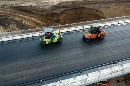 В Росавтодоре пообещали покрыть дороги «суперасфальтом»