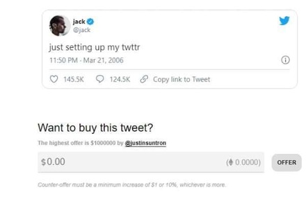 Основатель Twitter Джек Дорси выставил на продажу свой первый твит